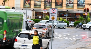 Direita Livre transforma rotina do trânsito em Goiânia e recebe aprovação de motoristas